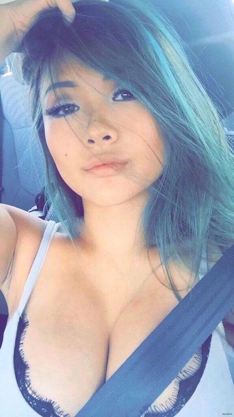 Vicki Li model art image