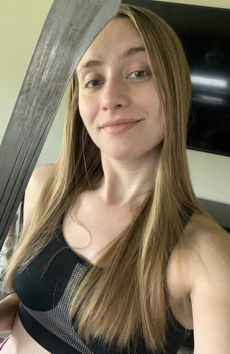 Alanis King nudes actress img