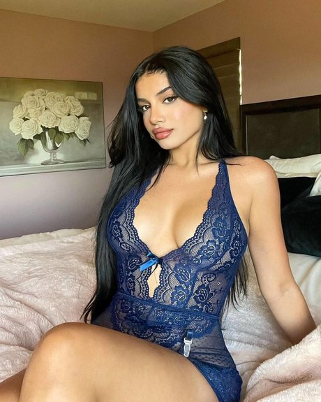 Alishba art model image