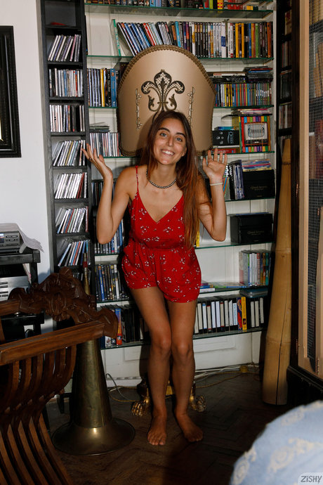 Aurora Mineo_ exclusive star pictures