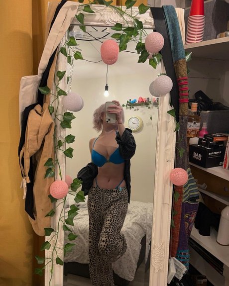 M Ae 3 pornstar nice picture