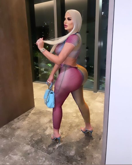 Mkbeellaa model beautiful galleries