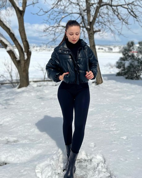 Sinem Ozgur pornstar top galleries