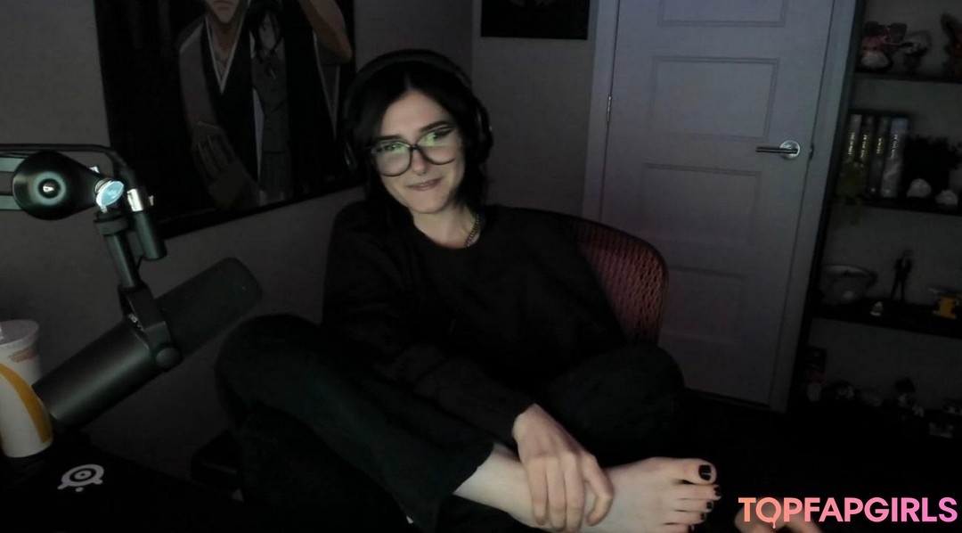 Zasterini Zastela sexy actress gallery