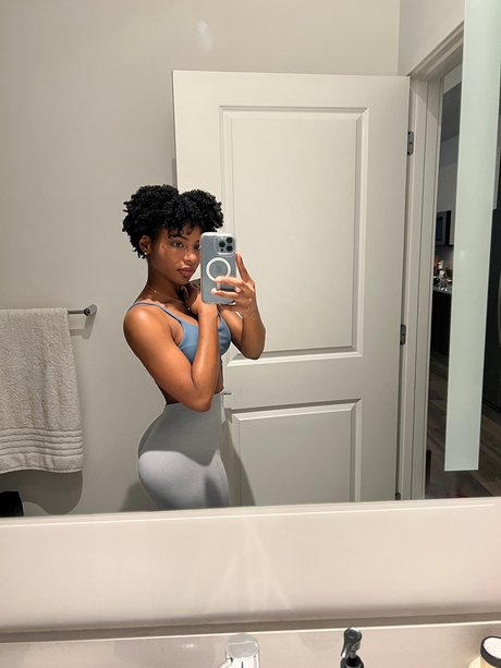 Ldndrygin nude star img