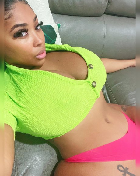 Shadee Monique naked actress pictures