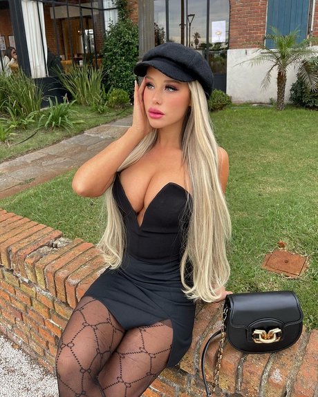 Agus Anon pretty actress pic