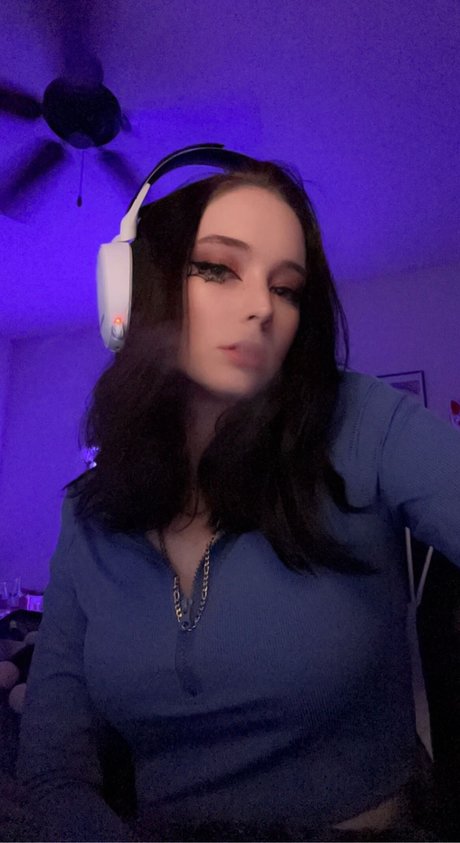 Queen etimy sex pornstar pictures