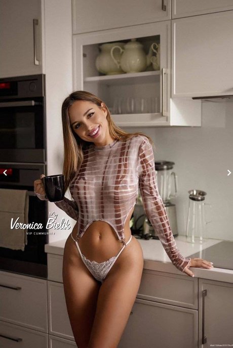 Veronica Bielik hot pornstar pics