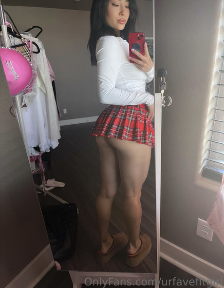 Xovalii star naked pics