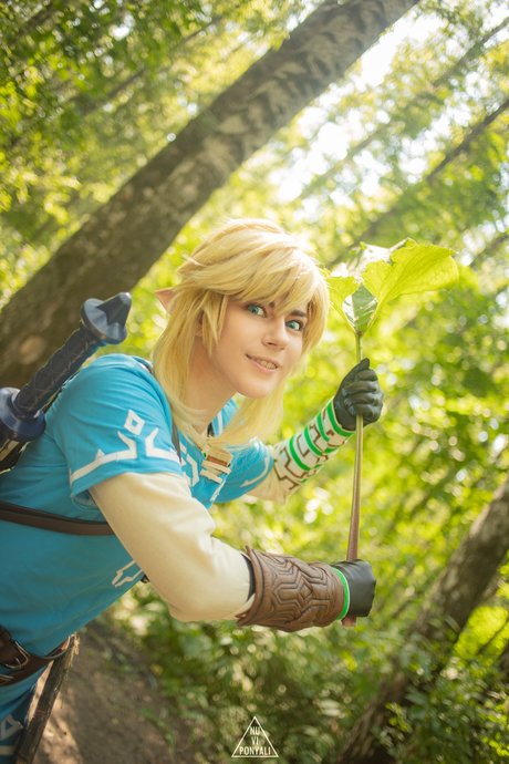 Adamae Dono pretty model photos