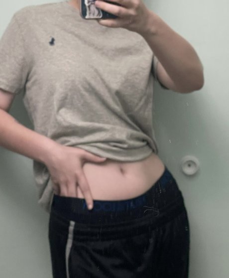 Initialelon sexy model pics