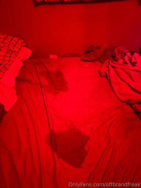 Offbrandfreak perfect actress pic