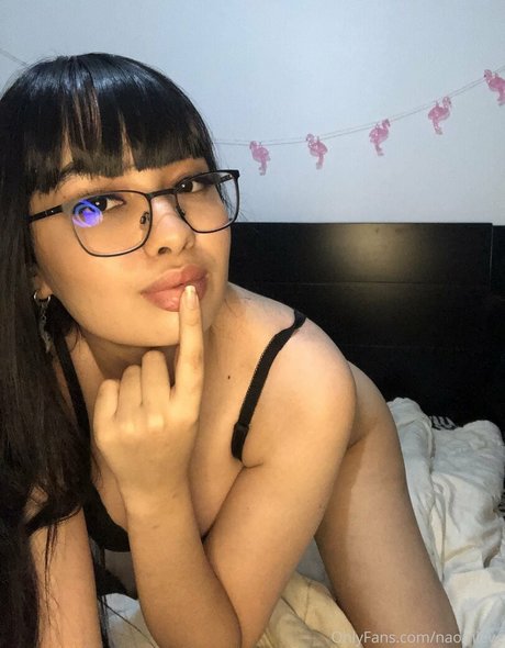 naomieve star naked photo