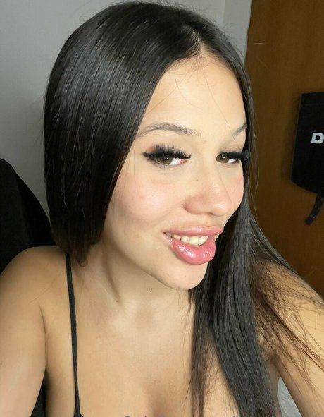 lulysinopoli hot actress pictures