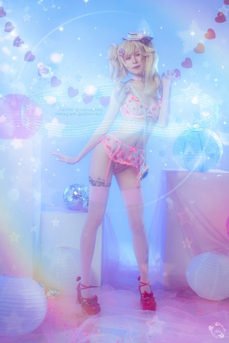 Peeve Chan exclusive pornstar images