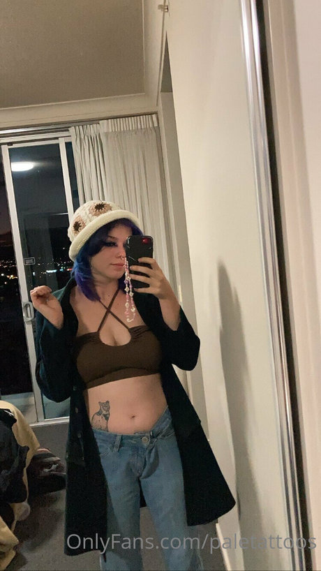 Pale Tattoos pornstar adult pics