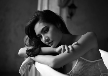 Ploytiger star hot picture