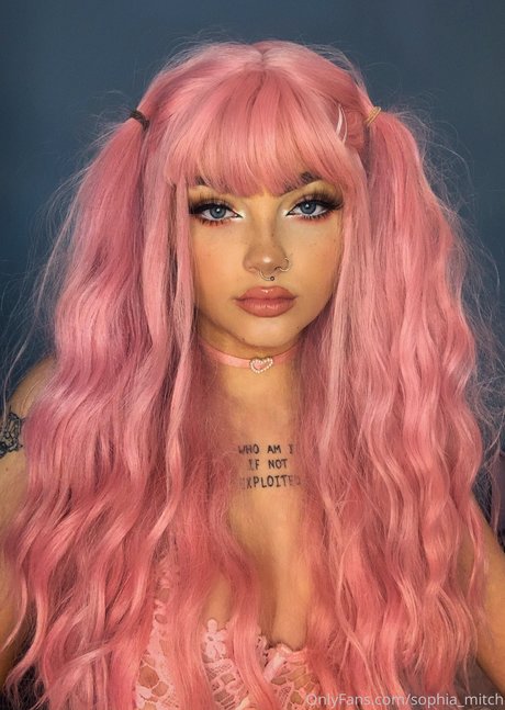 Sophia Mitch beautiful model pictures