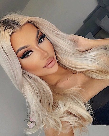 Miss Sinss model pretty pictures