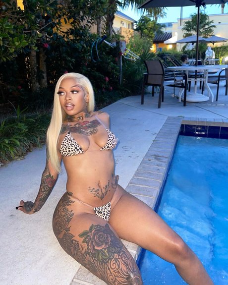 dejrg22 star naked img