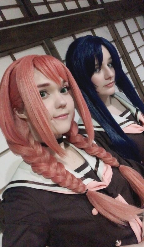 Ariadna Lobe naked star gallery