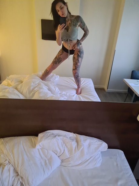 Paula Rowe pretty actress galleries