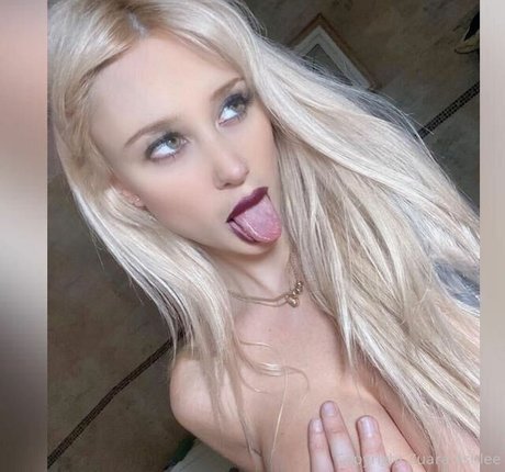 Zuara ashlee nice pornstar image