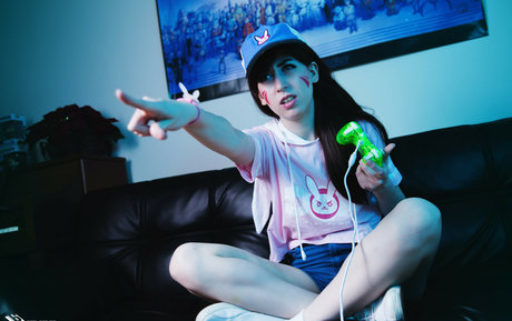 Michi Midnight adult actress gallery