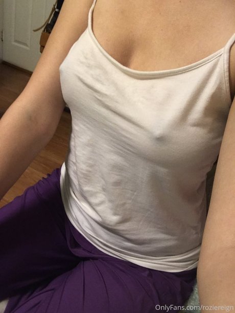 Rozie Reign XXX star free pic