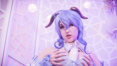 Gillian Foxglove pornographic model pics