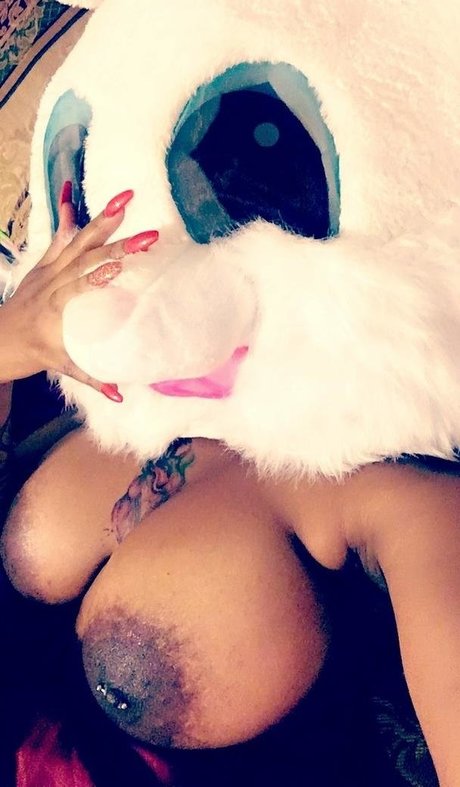 Mikeilaj sex model image