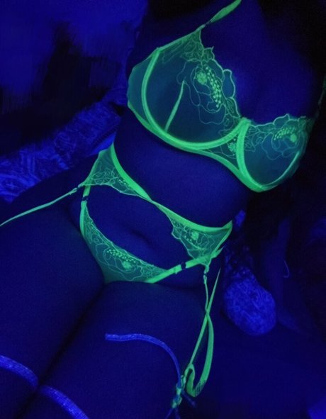 flamelilly erotic actress photo