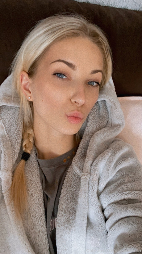 Sweet Crush Nicole actress pic