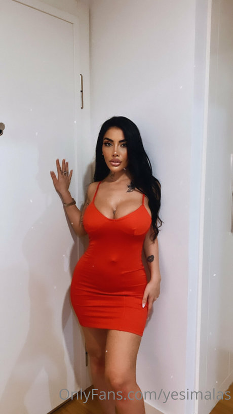 yesimalas model top photos