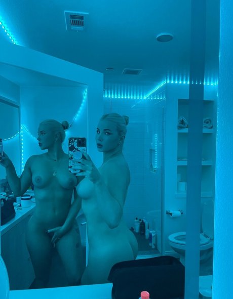 Cakes n Freedom erotic star archive