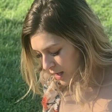 naked onlyfans sexy photo