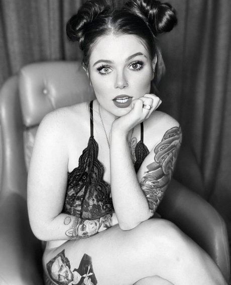 Jade Heather nude pornstar photo