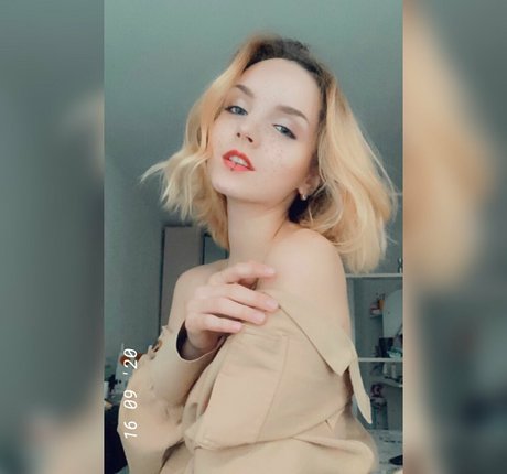 raven onlyfans pretty img