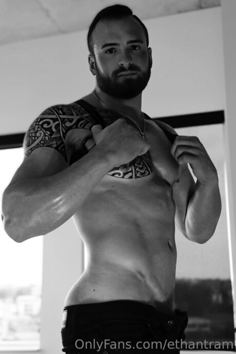 Bigdaddygrif high quality pornstar photo