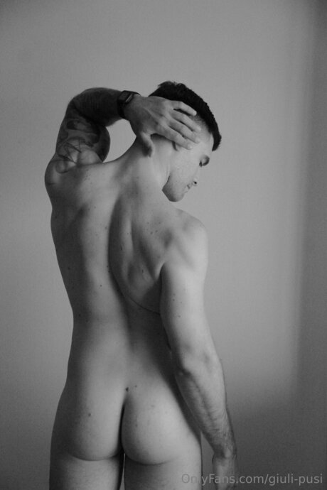 Chulo95 free actress pics