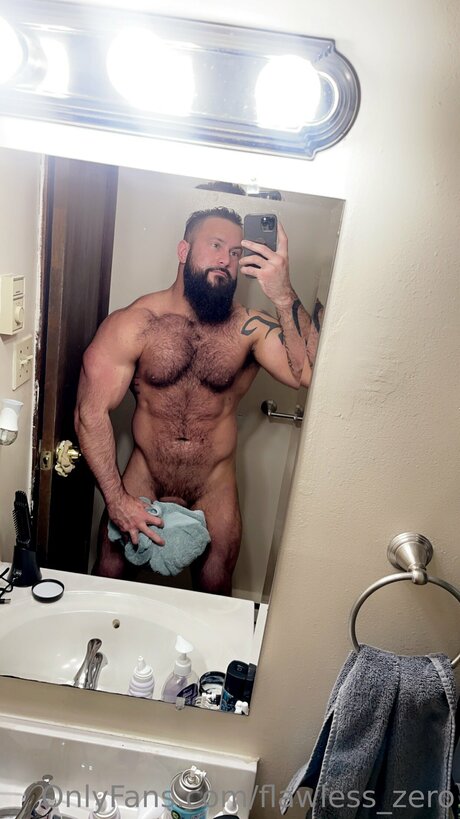 Flawless Zero pretty actress pics