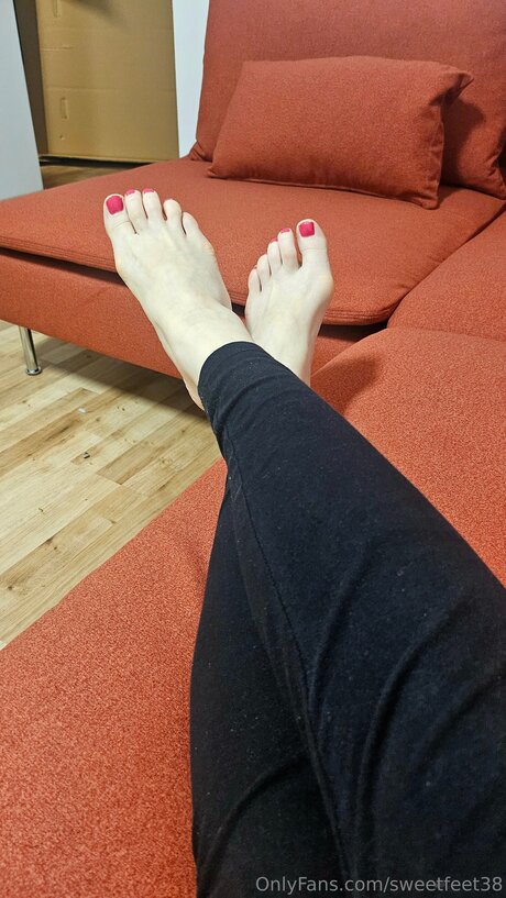 Sweetfeet38 actress photos