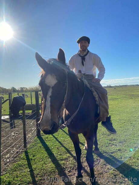 Markofwhite model nudes picture