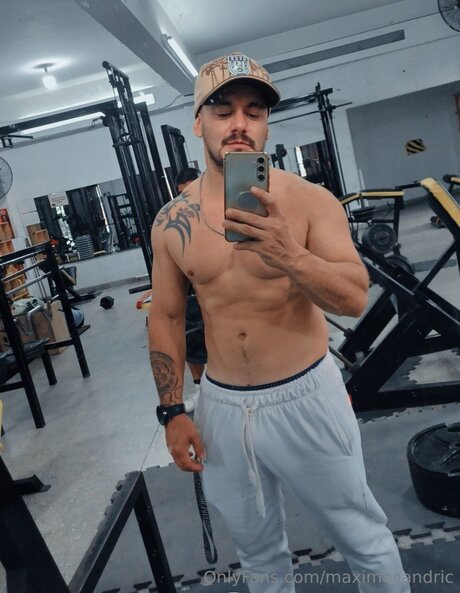 Maximocandric star pictures