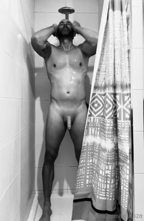 Lucri28 nude pornstar images