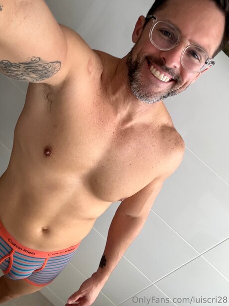 Lucri28 pornstar exclusive gallery