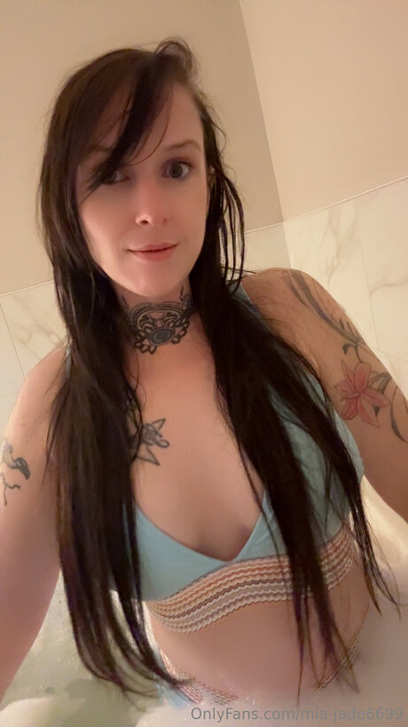 Mia Jade6699 pornstar top images