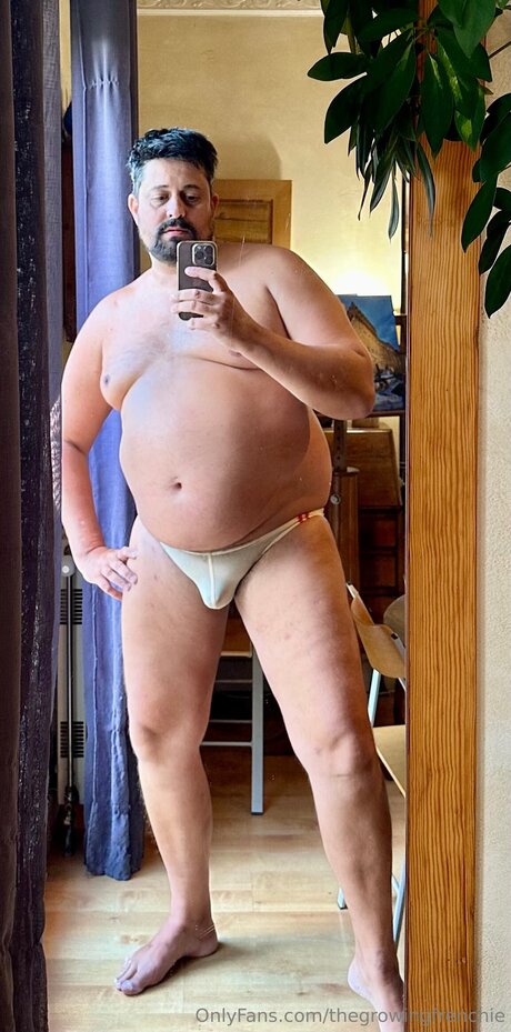 Thegrowingfrenchie model naked images