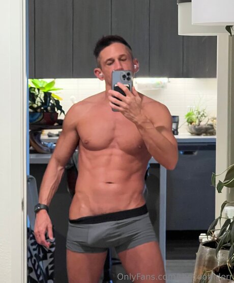 Thecoolriderr nude pornstar pictures